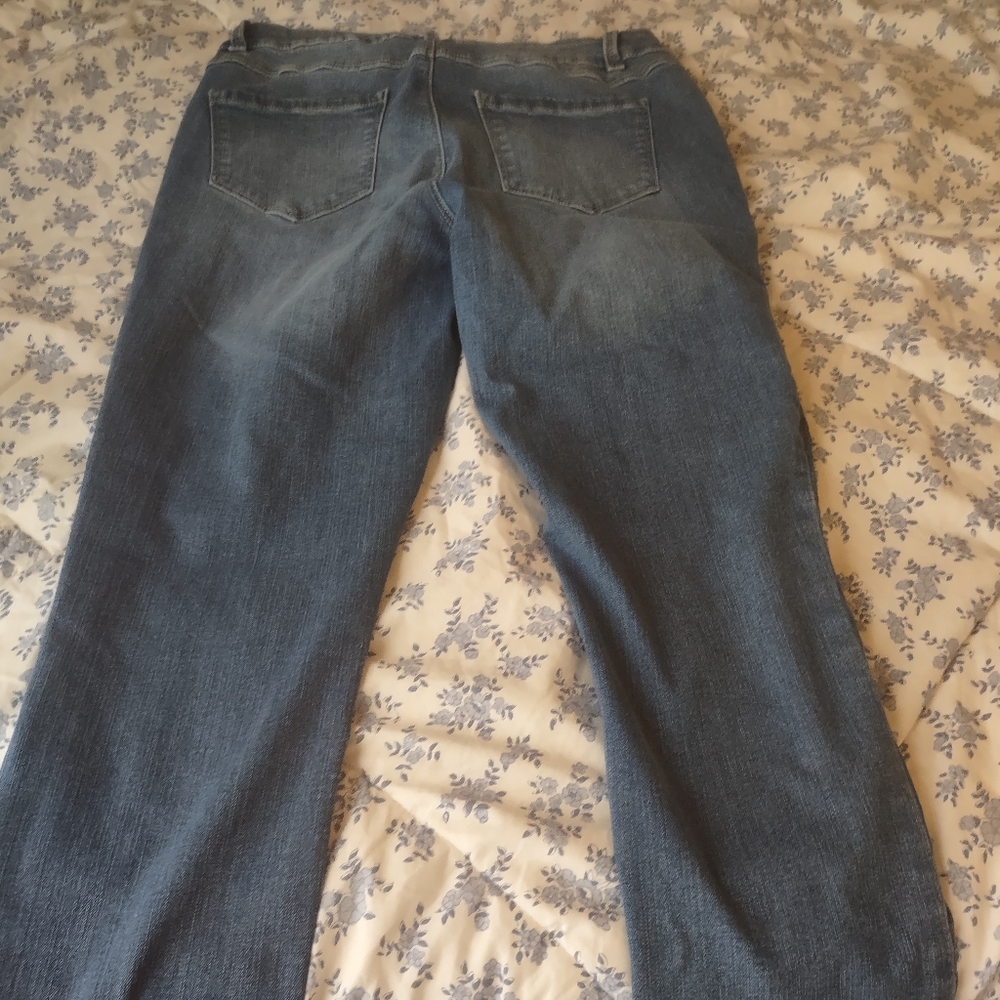 Women's jeans